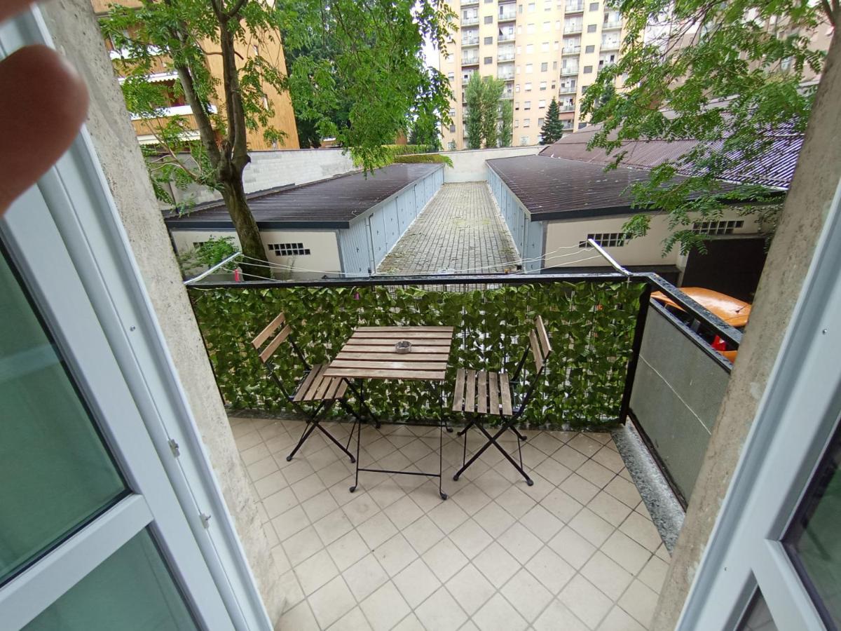 Апартаменты Apartament Famagosta Milano Экстерьер фото